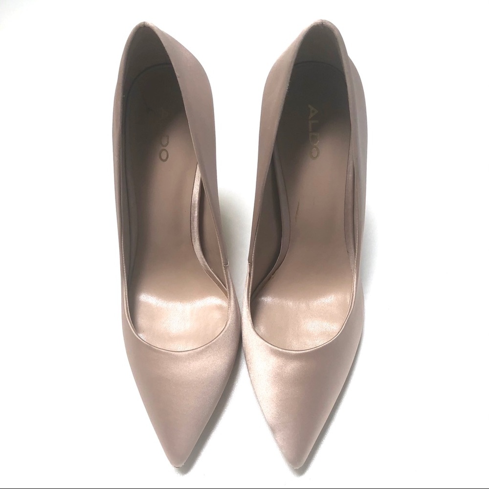 ALDO Satin Tan shoes - Picture 5 of 10